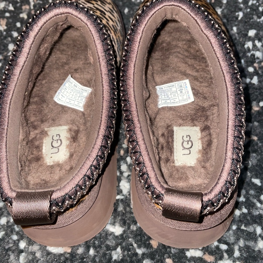 Ugg Platform Tazz Caspian Leopard Print - image 3